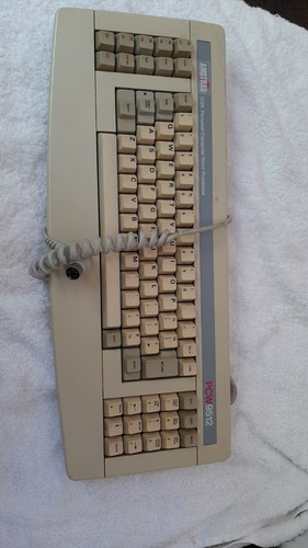 Amstrad pcw512 keyboard - amstrad,