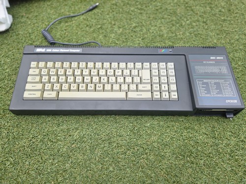 Amstrad cpc 6128 128k - 128k, vintage