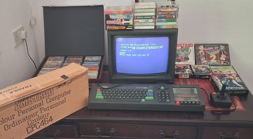 Amstrad cpc 464 with colour - cpc,